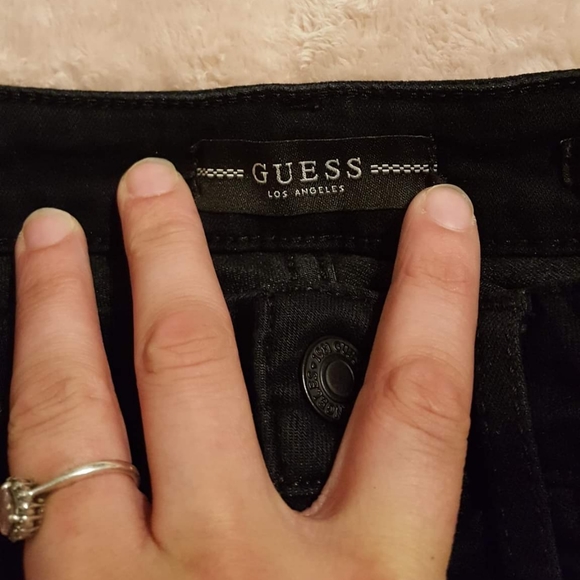 Size 24 skinny guess jeans - Picture 2 of 3